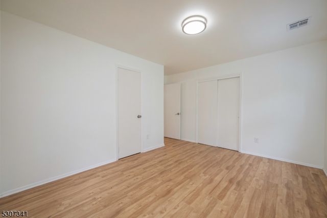 20 Whitewood Dr, Parsippany-troy Hills Twp., NJ 07950