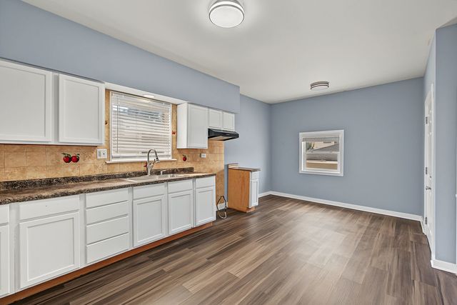 13148 S Escanaba Avenue, Chicago, IL 60633