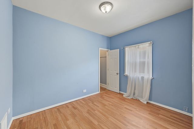 13148 S Escanaba Avenue, Chicago, IL 60633