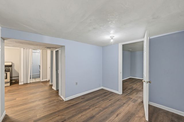 13148 S Escanaba Avenue, Chicago, IL 60633
