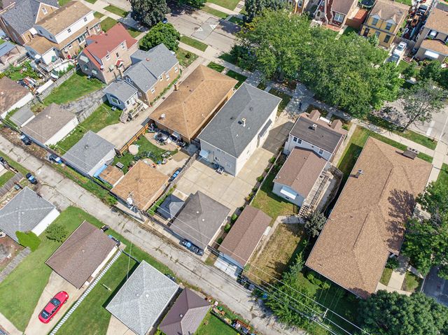 13148 S Escanaba Avenue, Chicago, IL 60633