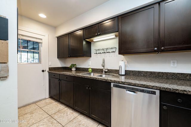2749 W Anklam Road, Tucson, AZ 85745