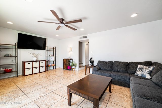 2749 W Anklam Road, Tucson, AZ 85745