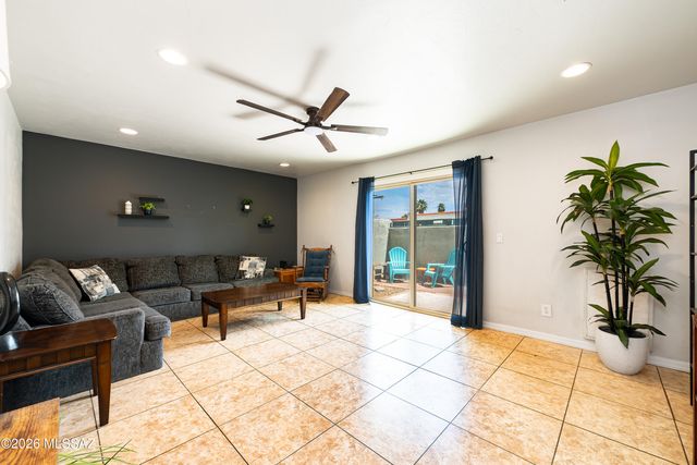 2749 W Anklam Road, Tucson, AZ 85745