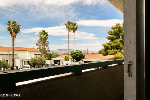 2749 W Anklam Road, Tucson, AZ 85745