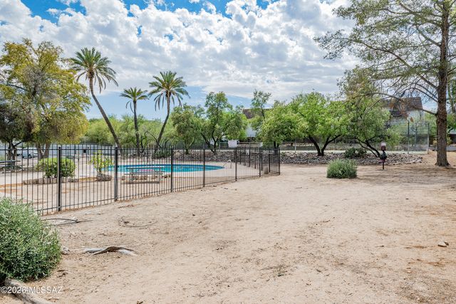2749 W Anklam Road, Tucson, AZ 85745