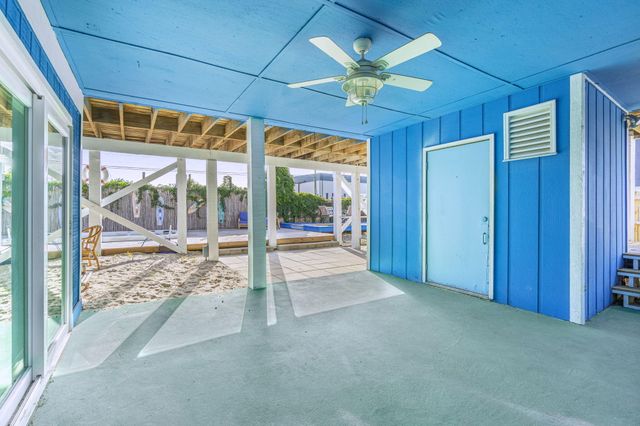 3820 Treasure Circle, Panama City Beach, FL 32408