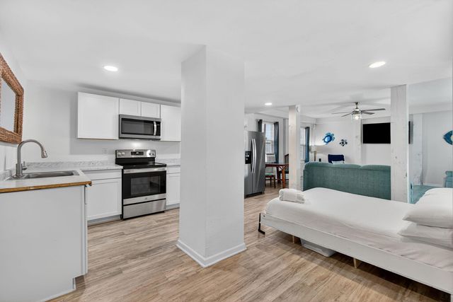 3820 Treasure Circle, Panama City Beach, FL 32408