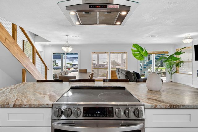 3820 Treasure Circle, Panama City Beach, FL 32408