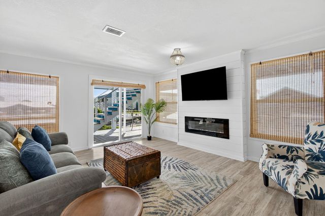 3820 Treasure Circle, Panama City Beach, FL 32408