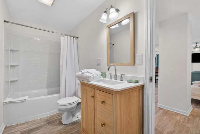 3820 Treasure Circle, Panama City Beach, FL 32408