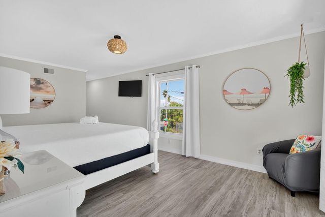 3820 Treasure Circle, Panama City Beach, FL 32408