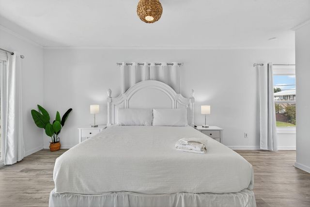 3820 Treasure Circle, Panama City Beach, FL 32408