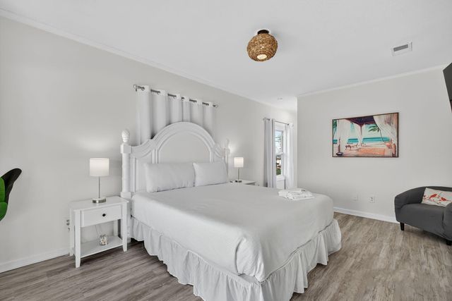 3820 Treasure Circle, Panama City Beach, FL 32408