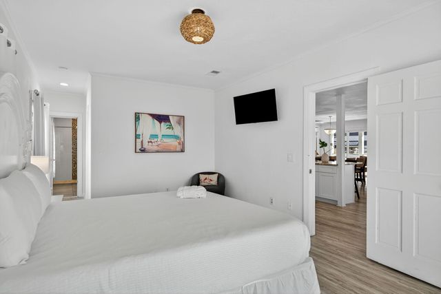 3820 Treasure Circle, Panama City Beach, FL 32408