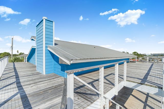 3820 Treasure Circle, Panama City Beach, FL 32408