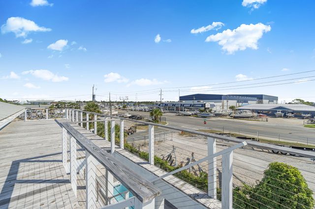 3820 Treasure Circle, Panama City Beach, FL 32408