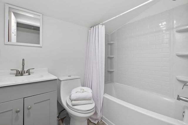 3820 Treasure Circle, Panama City Beach, FL 32408