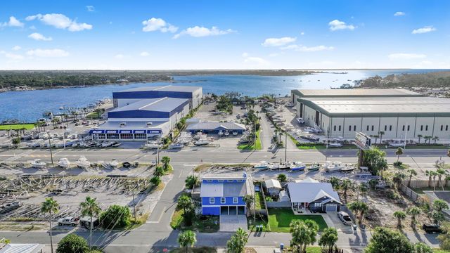 3820 Treasure Circle, Panama City Beach, FL 32408