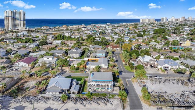 3820 Treasure Circle, Panama City Beach, FL 32408