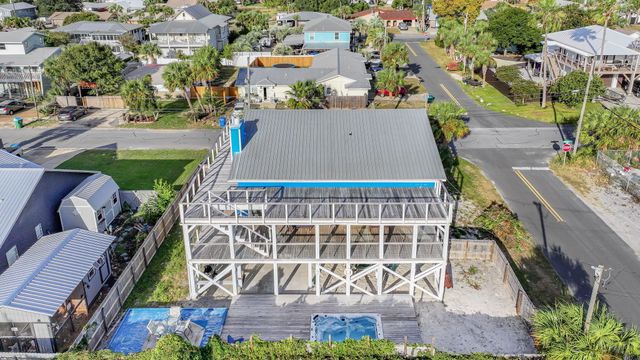 3820 Treasure Circle, Panama City Beach, FL 32408