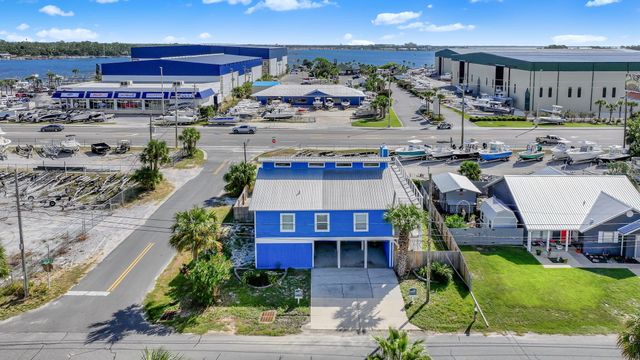 3820 Treasure Circle, Panama City Beach, FL 32408