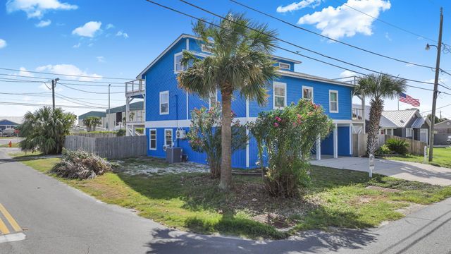 3820 Treasure Circle, Panama City Beach, FL 32408