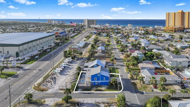 3820 Treasure Circle, Panama City Beach, FL 32408