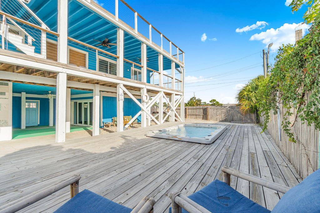 3820 Treasure Circle, Panama City Beach, FL 32408