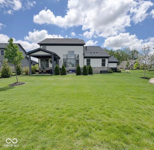 52 Henbury Court, Westfield, IN 46074