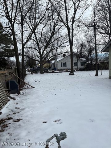 3610 N Johnson Street, Fort Smith, AR 72904