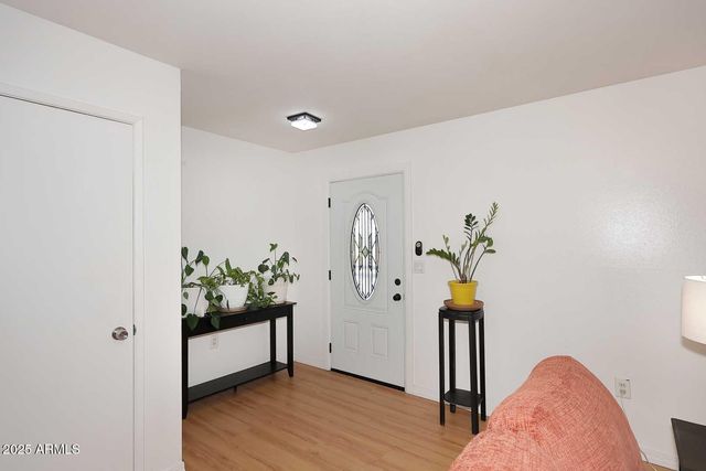 11442 N COGGINS Drive, Sun City, AZ 85351