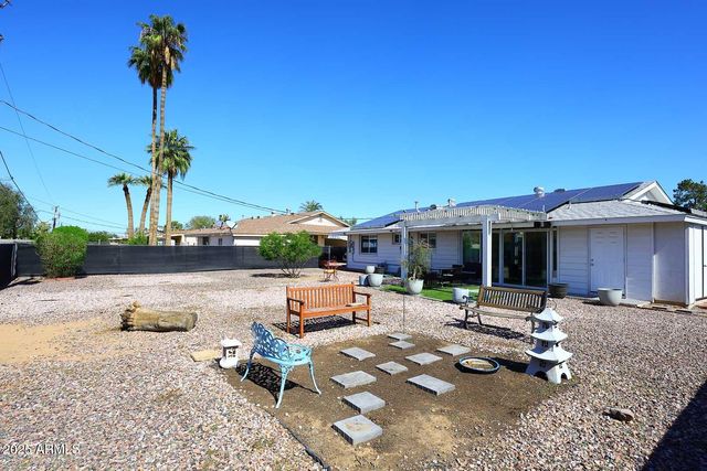 11442 N COGGINS Drive, Sun City, AZ 85351