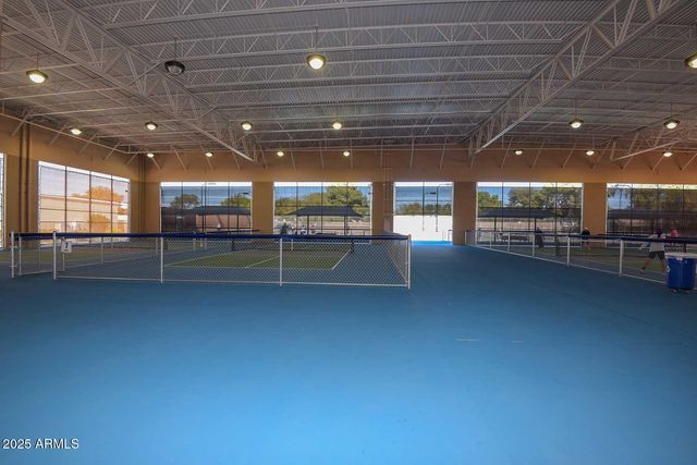 11442 N COGGINS Drive, Sun City, AZ 85351