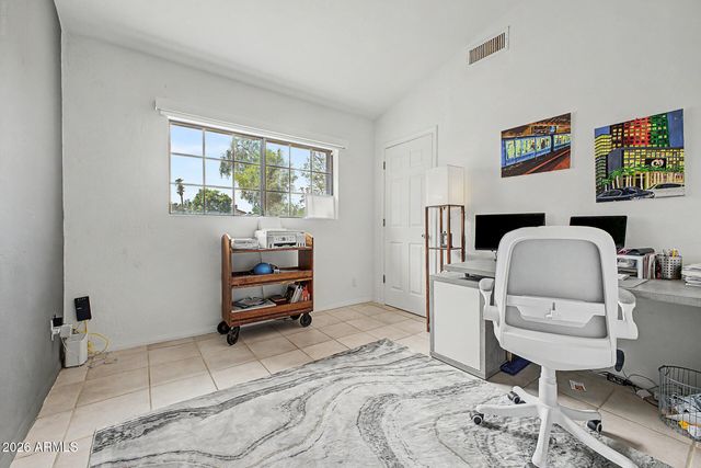 18221 N 42ND Street, Phoenix, AZ 85032