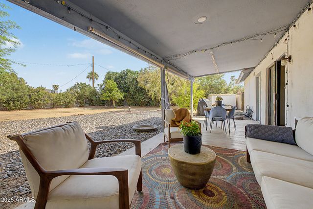 18221 N 42ND Street, Phoenix, AZ 85032