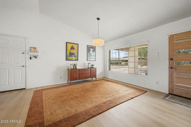 18221 N 42ND Street, Phoenix, AZ 85032