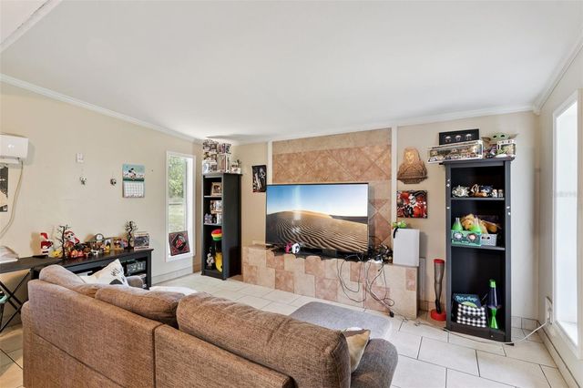 6204 OAKCREST CIRCLE, Orlando, FL 32808