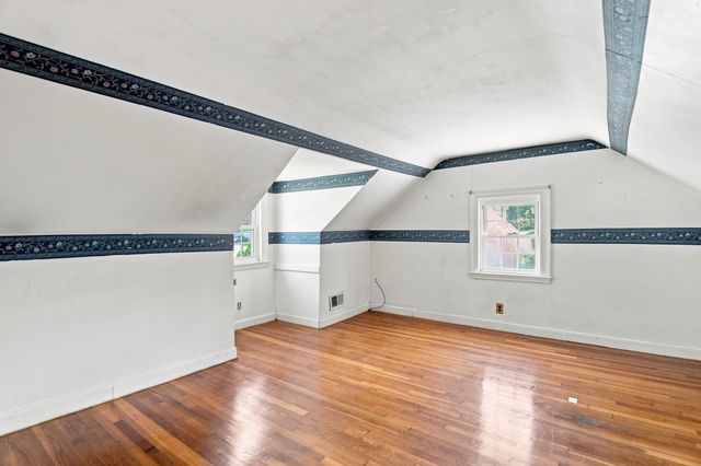 23 Mayflower Road, Woburn, MA 01801