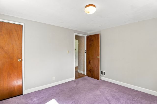 23 Mayflower Road, Woburn, MA 01801