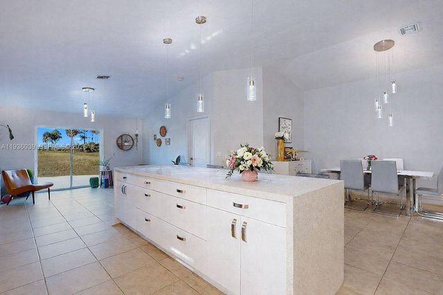 2625 SE 40TH AVE, Other City - In The State Of Florida, FL 34117