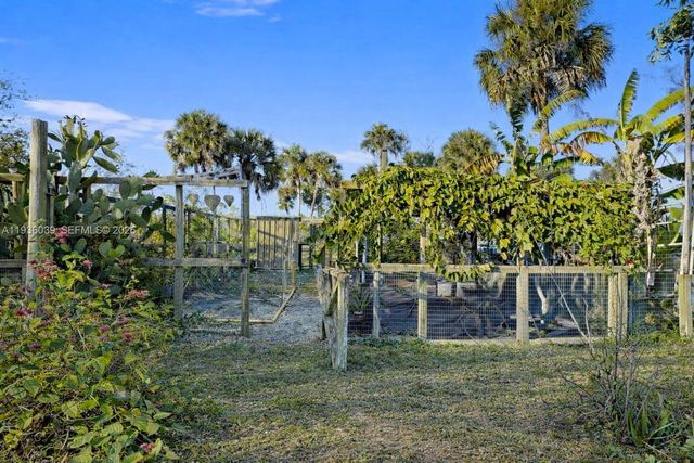 2625 SE 40TH AVE, Other City - In The State Of Florida, FL 34117