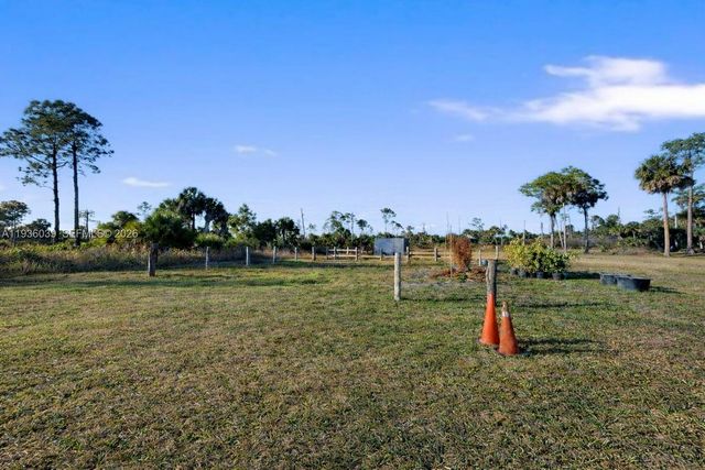 2625 SE 40TH AVE, Other City - In The State Of Florida, FL 34117