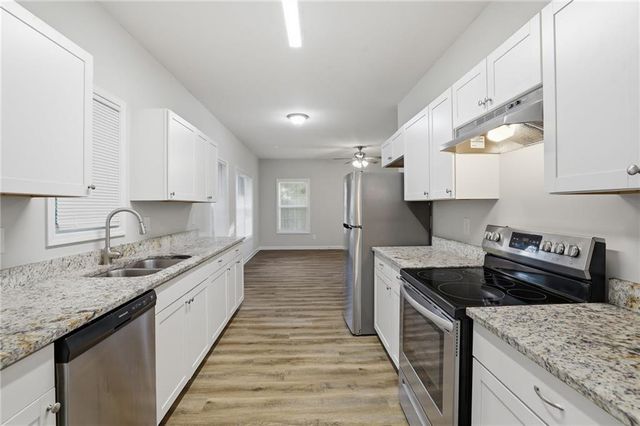 1749 Givens Street NW, Atlanta, GA 30318