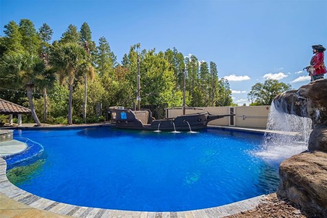 19165 GERACI ROAD, Lutz, FL 33558