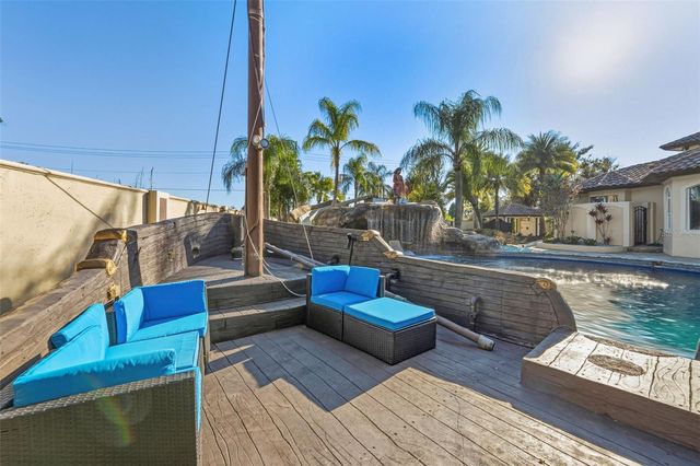 19165 GERACI ROAD, Lutz, FL 33558