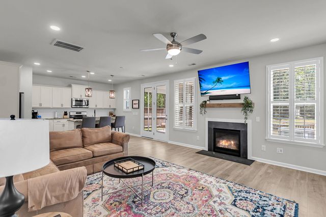 8606 Windsor Hill Boulevard, North Charleston, SC 29420