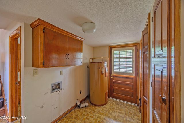 190 Halls Pond Road, Rose Hill, NC 28458