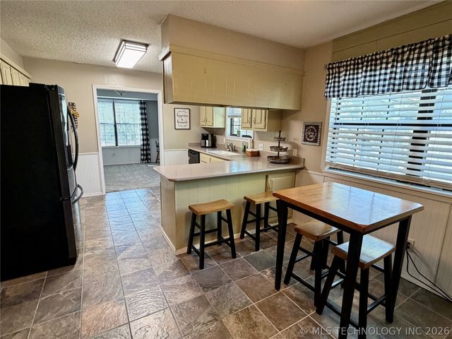1807 SW 4th Street, Wagoner, OK 74467