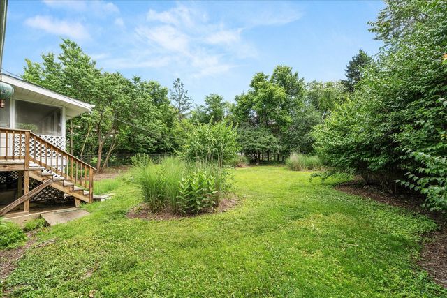 807 Division Street, Lisle, IL 60532